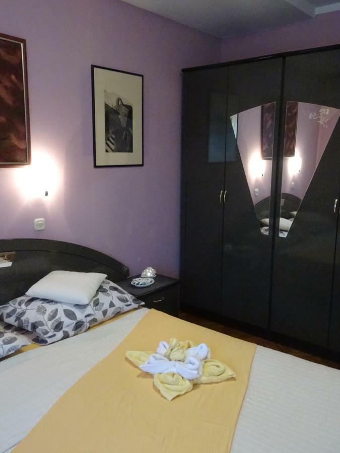 Apartman Iris S Terasom Rijeka Eksteriør bilde