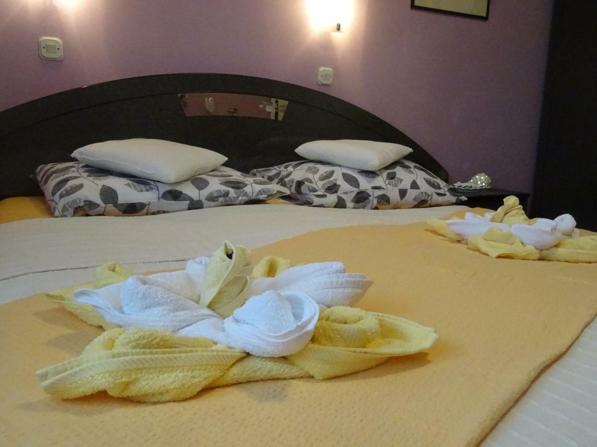 Apartman Iris S Terasom Rijeka Eksteriør bilde